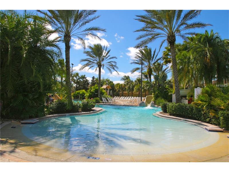 Townhouse com 4 dormitrios (2 sutes) mobiliado no Regal Palms Resort - Orlando  $123,990  