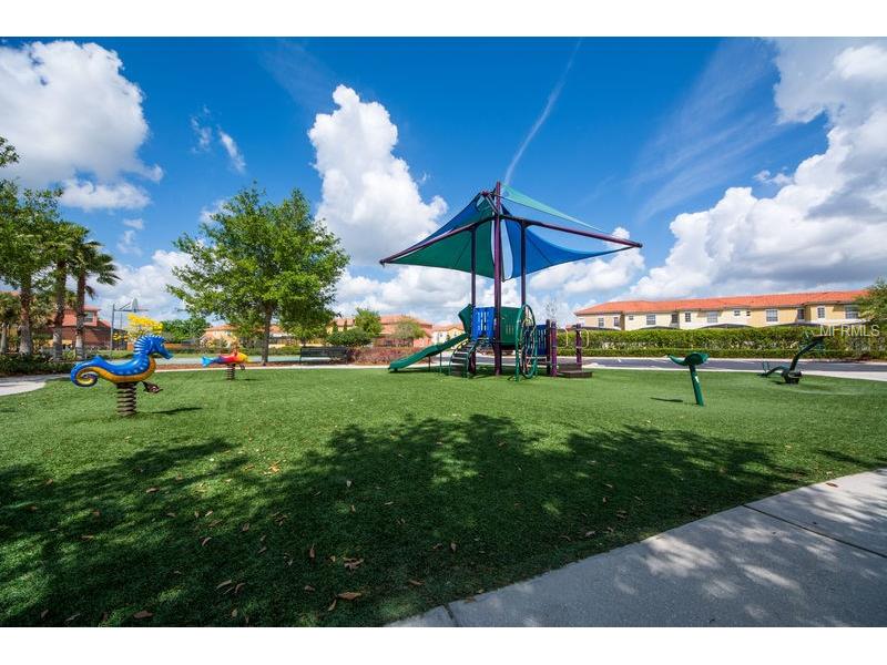 Townhouse com 3 dormitrios no Bellavida Resort Com Piscina Particular - Orlando  $185,900  