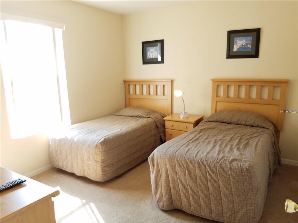 Casa geminada 4 dormitorios (2 suites) - mobiliado - em Regal Palms Resort  $123,990
  
