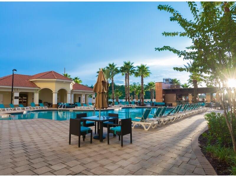 Pointe Resort Condo-Hotel no Universal Boulevard ao lado do Universal Studios $219,900 
