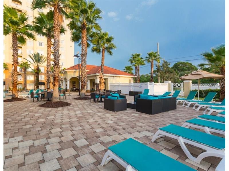 Pointe Resort Condo-Hotel no Universal Boulevard ao lado do Universal Studios $219,900 
 