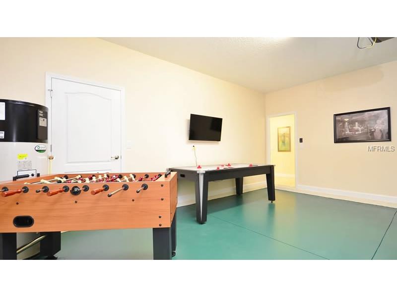 Casa de Frias com Piscina - 4 dormitrios - mobiliado - Orlando $194,900  
 