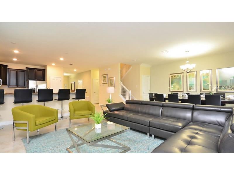 Casa de Frias com Piscina - 4 dormitrios - mobiliado - Orlando $194,900  
  