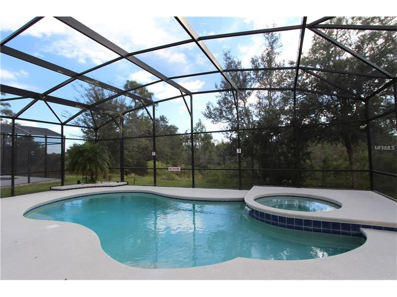 Casa Bonita - 5 dormitorios com piscina em Condominio Fechado - Orlando - $364,990

 