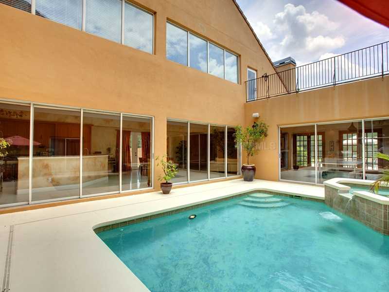 Casa Luxuosa em Local Milionário de Orlando $1,180,000