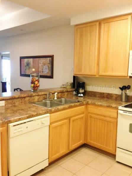 Apartamento de 3 Quartos no Caribe Cove, em Orlando $136,900