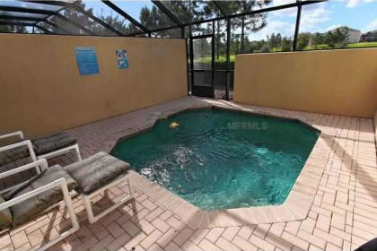 Apto. com piscina particular em Kissimmee (Orlando) $205,000