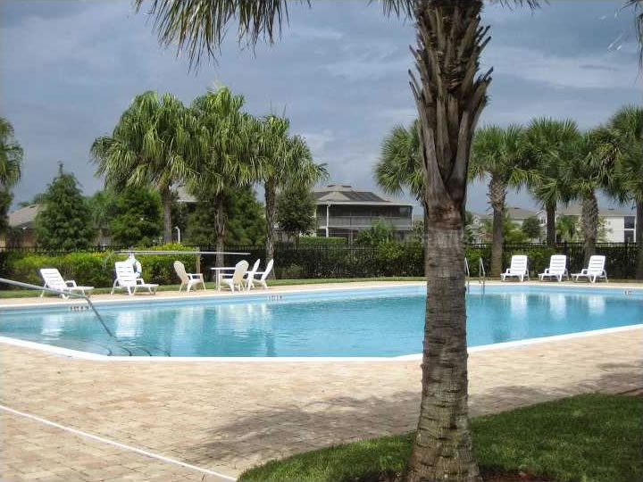 Mansão Nova com 8 quartos - Orlando Florida $408,990
