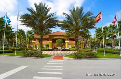 Townhouse de 3 quartos com piscina particular todo mobiliado em Orlando $219,000