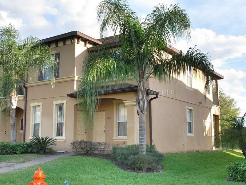 Townhouse de 4 quartos dentro de Condominio-Resort em Orlando $159,000