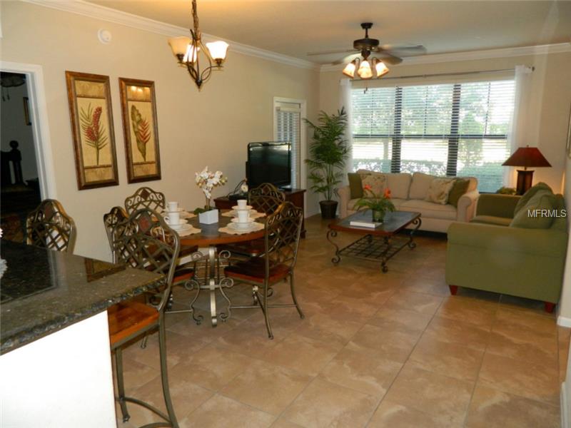 Townhouse de 3 quartos mobiliado pronto para férias ou aluguel temporário em Davenport - Orlando $145,000
