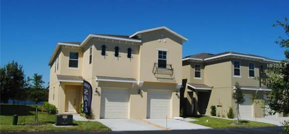 Casa Nova de 4 quartos em Bridgewater Crossing - Orlando $249,900