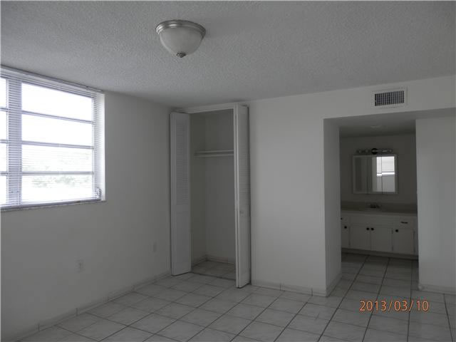 Apartamento em Miami Beach $144,000