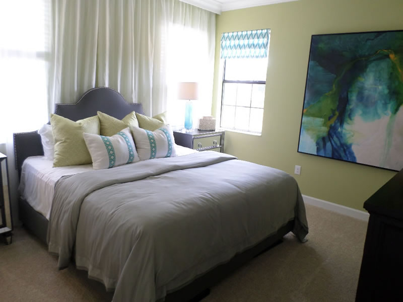 Casa Nova de 4 quartos em Condominio de Luxo com seguranca, piscina de resort, campo de golf e mais! Providence Golf Club - Davenport - Orlando $265,000