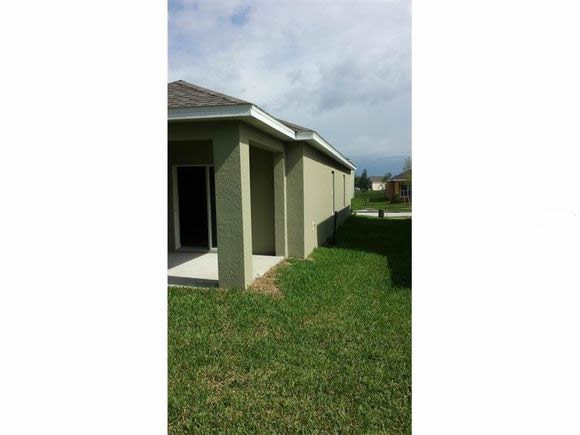 Casa Nova 3 Quartos a Venda em Orlando $199,999