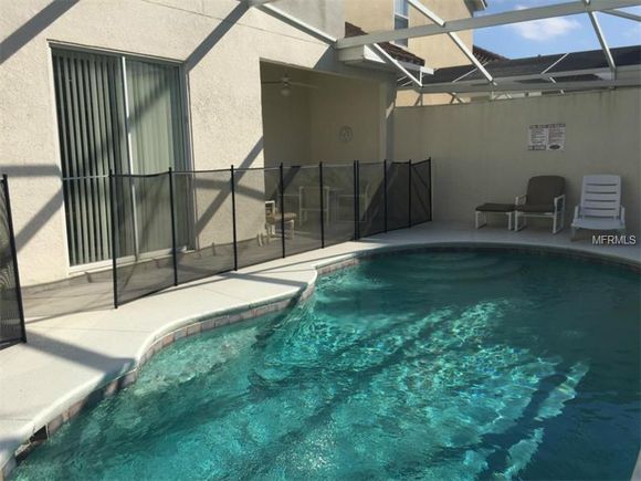 
Casa de Férias mobiliada e com piscina - perto da Disney $230,000 