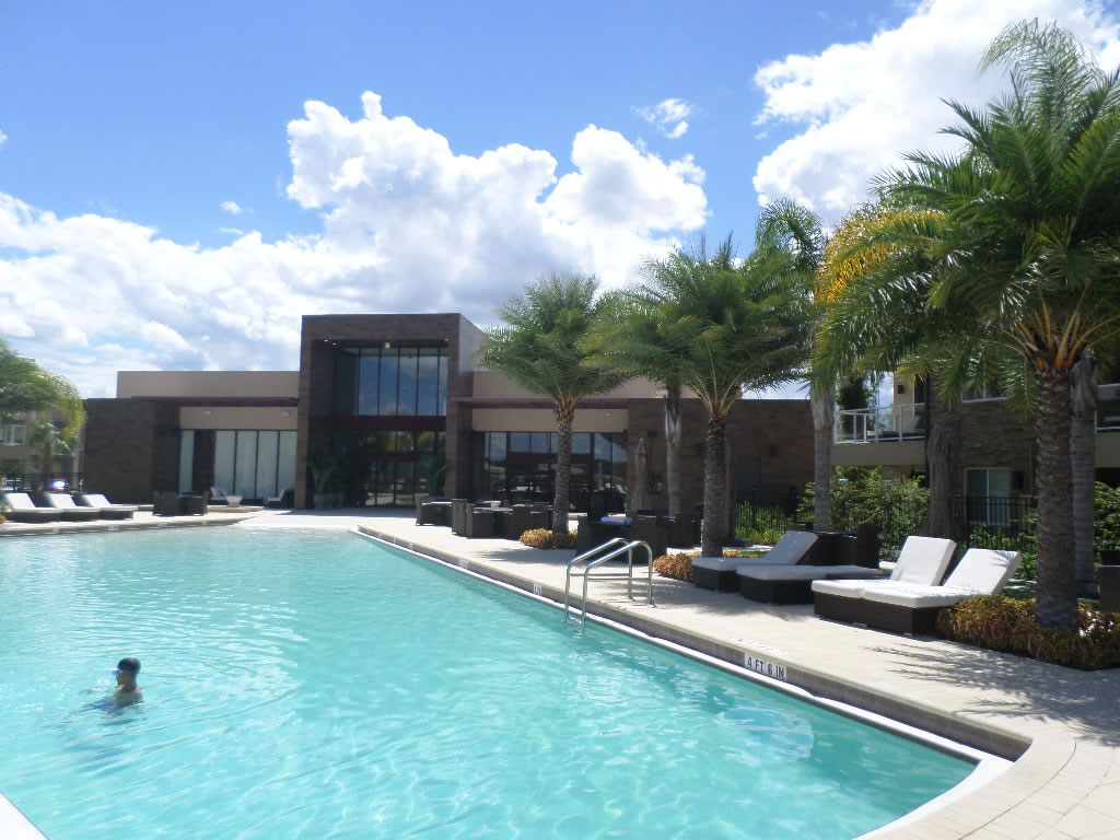 Magic Village Resort - Casa Nova em frente a lagoa - $425,000 