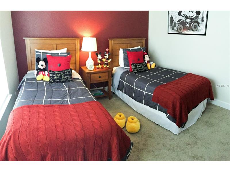 Novo Townhouse Mobiliado 4 dormitorios do lado a Disney - $259.000