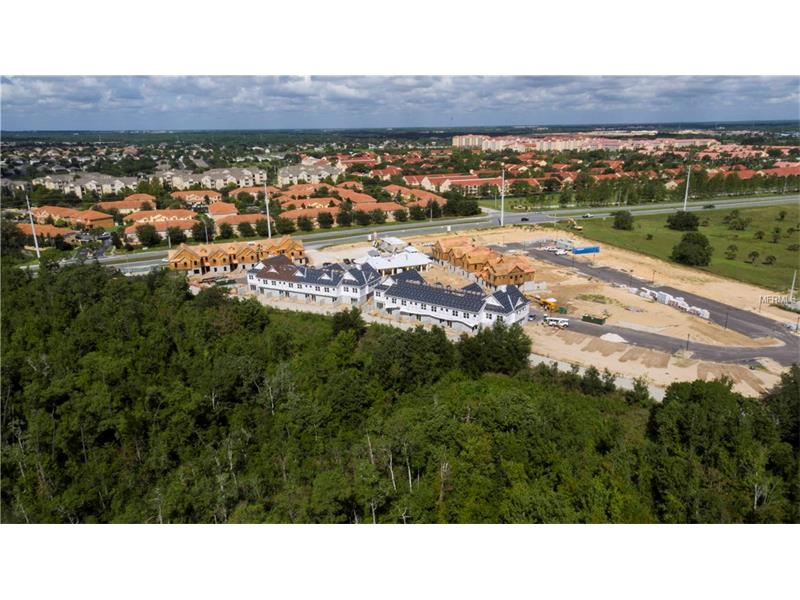 Em Construcao - Summerville Resort Townhouse - 3 dormitorios - perto de Disney - $269,000