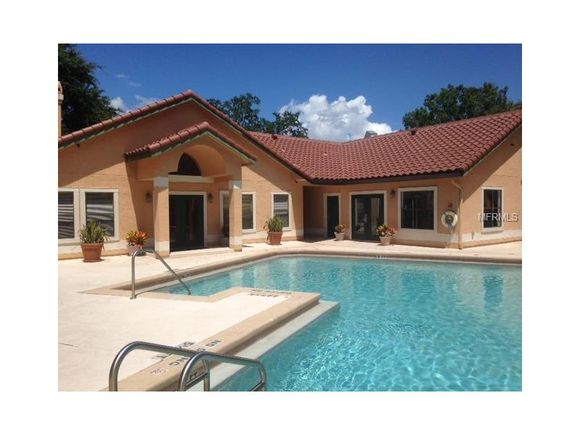 Apto Reformado - 2 dormitrios - perto de Disney World em Kissimmee - Orlando - $102,750