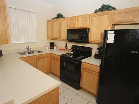 Regal Oaks Resort Townhouse Mobiliado 3 Dormitorios - Orlando Florida - $144,900