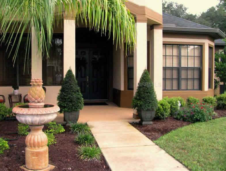 Casa a Minutos de Aeroporto, Hospital e Universidade em Orlando $569,900