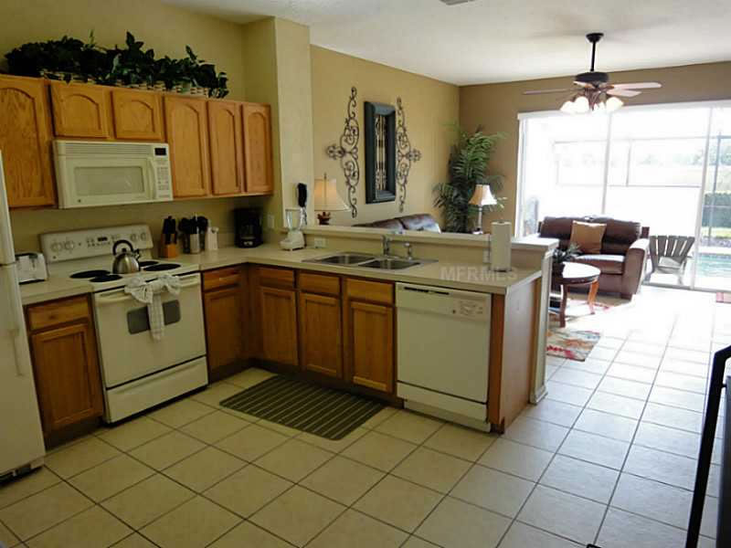 Townhouse com Piscina Particular em Kissimmee $209,000