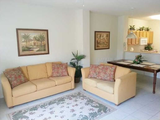 Townhouse com Piscina Particular Kissimmee Orlando $189,000