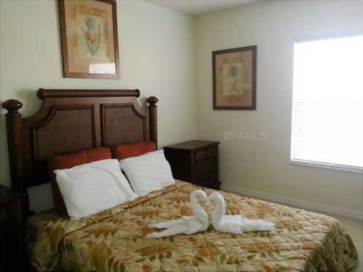 Townhouse com Piscina Particular Kissimmee Orlando $189,000