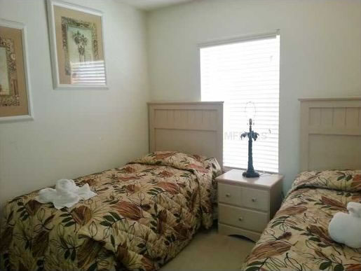 Townhouse com Piscina Particular Kissimmee Orlando $189,000