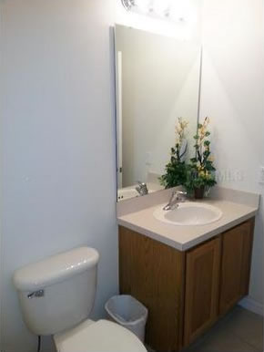 Townhouse com Piscina Particular Kissimmee Orlando $189,000