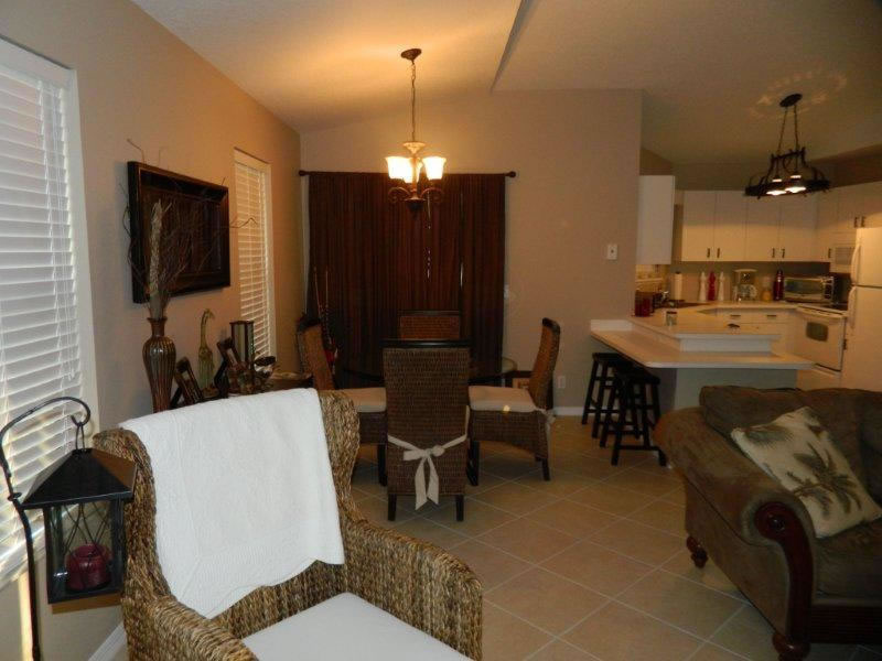 Casa em Condominio Fechado Ft.Pierce, Florida - 2 qts / 2 ban - $69.000