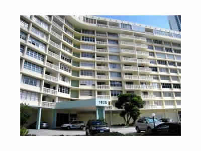 Apto Alto Luxo em frente a praia em Miami $199,000