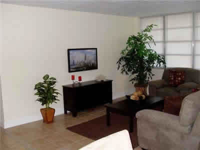 Apto Alto Luxo em frente a praia em Miami $199,000