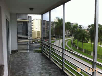 Apto em Miami - 2 Qts / 2 Ban - 105m2 $149,000