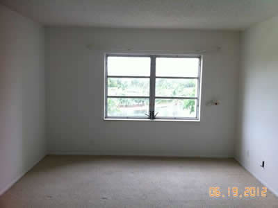 Apto em Miami - 2 Qts / 2 Ban - 105m2 $149,000