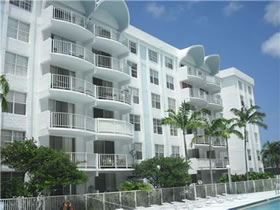 1 qto / 1 ban Apto em Miami - $89,000