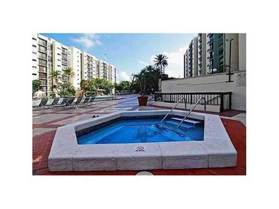 Apto 2 Qts - Aventura, Miami Florida - $145,000