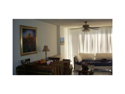 Apto 2 Qts - Aventura, Miami Florida - $145,000