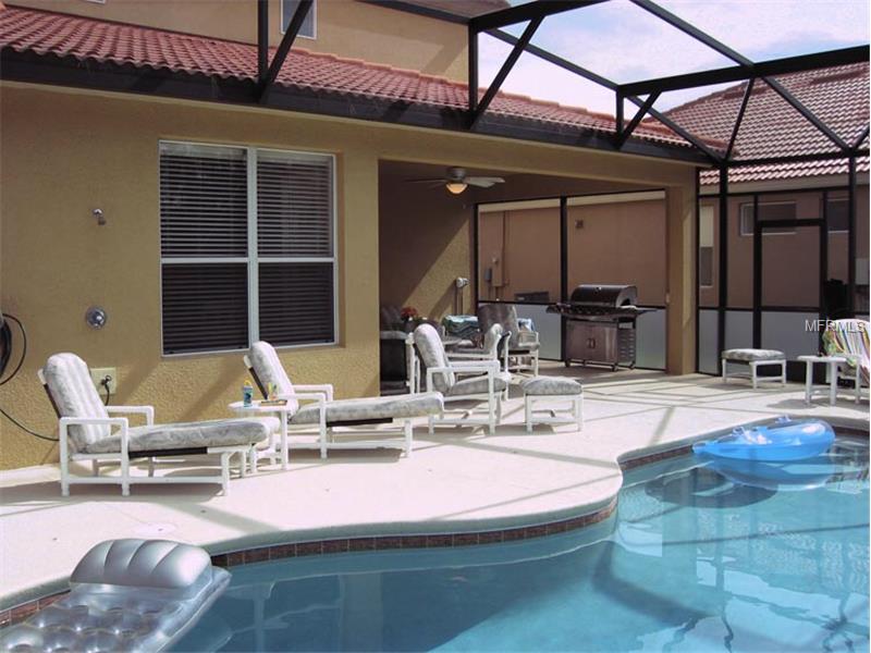 Casa de 4 quartos com piscina - pronta para férias e aluguel temporário em Davenport - Orlando $299,900