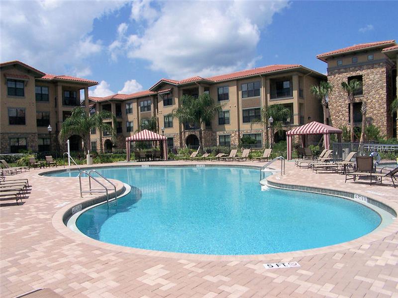 Apto de 4 quartos mobiliado em Condo-Resort em Davenport - Orlando $150,000