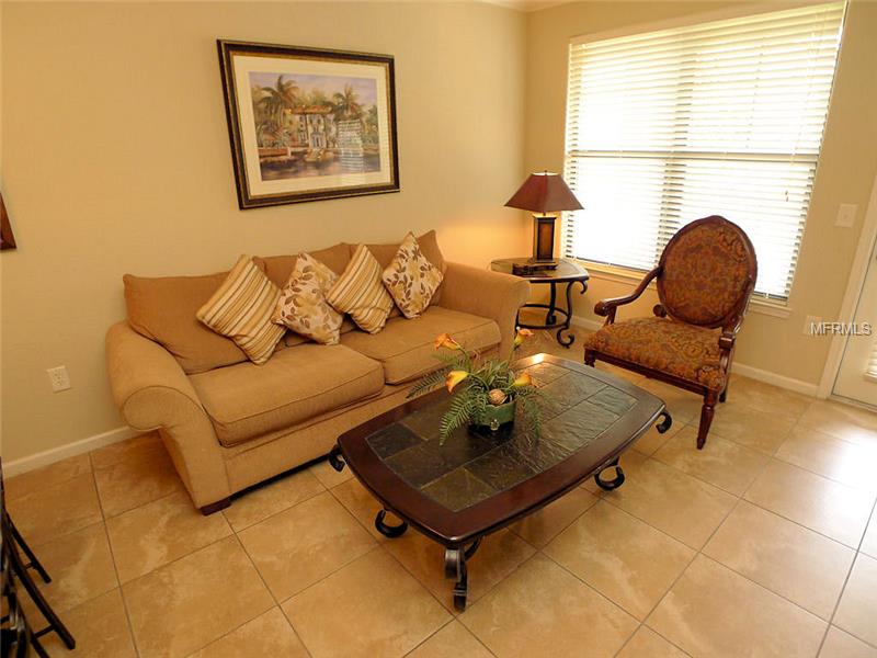 Apto de 4 quartos mobiliado em Condo-Resort em Davenport - Orlando $150,000