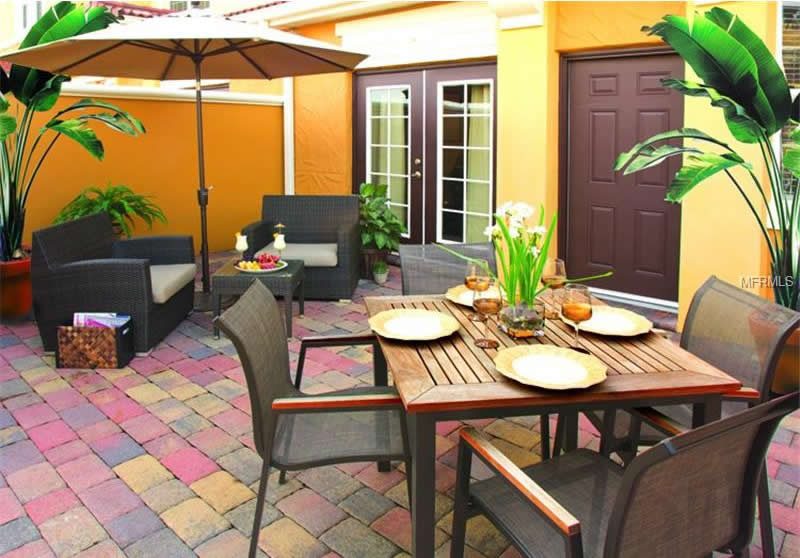 Townhouse de 3 quartos em condominio fechado - Orlando $151,900