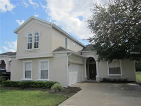 Casa de 4 quartos com piscina pronta para alugar ou morar em Davenport - Orlando $259,000