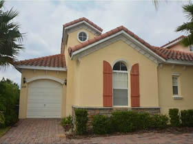 Casa mobiliada com piscina em Davenport - Orlando $179,000