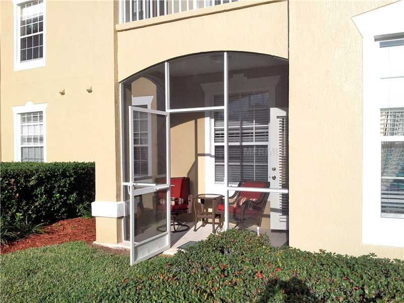 Apartamento em Condomínio com Wi-fi e Piscina - 5 Minutos da Disney $149,900