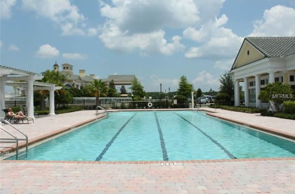 Casa com piscina em Condominio Resort - Davenport - Orlando $399,990