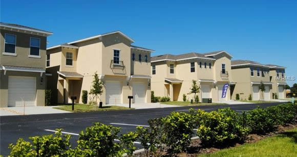 Casa Nova de 4 quartos em Bridgewater Crossing - Orlando $249,900