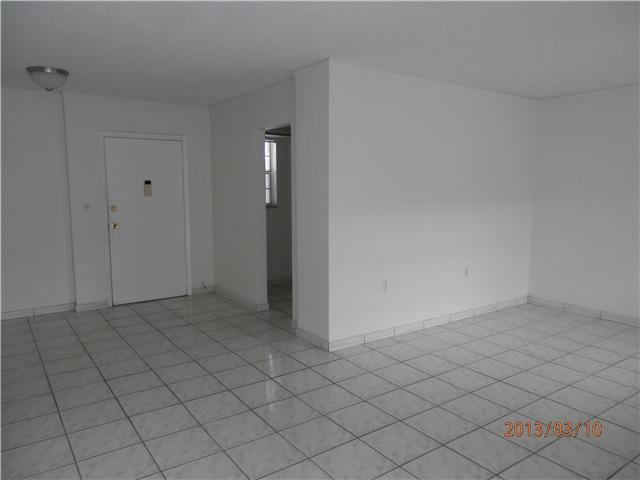 Apartamento em Miami Beach $144,000