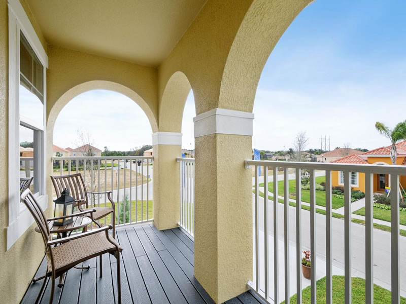 Nova Casa com 6 quartos e Piscina e Spa Particular em Solterra Resort Condominio - Orlando $449,000